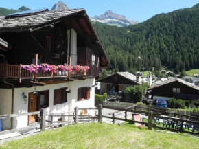 Le Vieux Rascard Chambres d'Hotes Champoluc